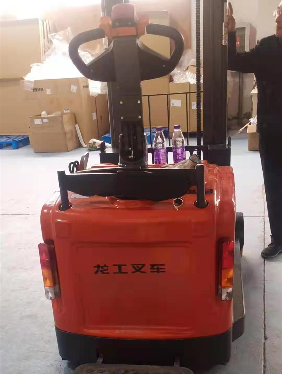  南京电动堆高车